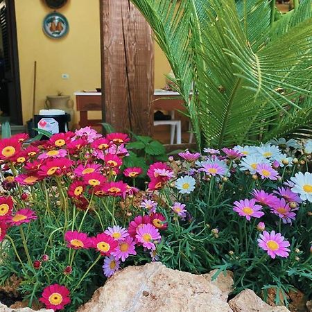 La Casa Di Anna Hotel Marsala Bagian luar foto